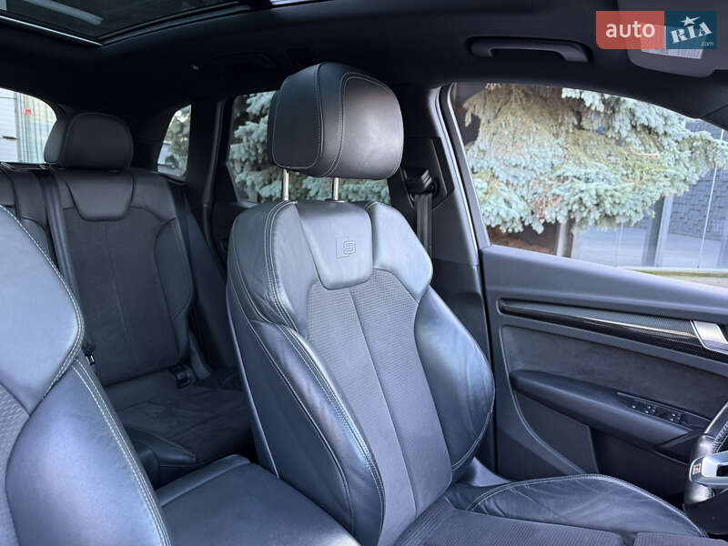 Позашляховик / Кросовер Audi SQ5 2017 в Тернополі