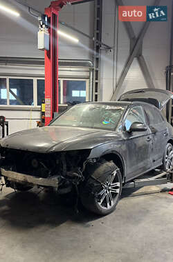 Позашляховик / Кросовер Audi SQ5 2020 в Києві