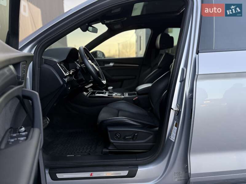 Внедорожник / Кроссовер Audi SQ5 2022 в Львове фото 44 Внедорожник / Кроссовер Audi SQ5 2022 в Львове