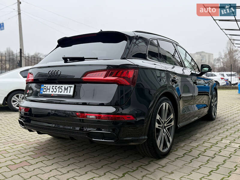 Внедорожник / Кроссовер Audi SQ5 2017 в Измаиле