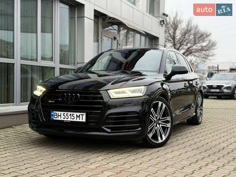 Внедорожник / Кроссовер Audi SQ5 2017 в Измаиле