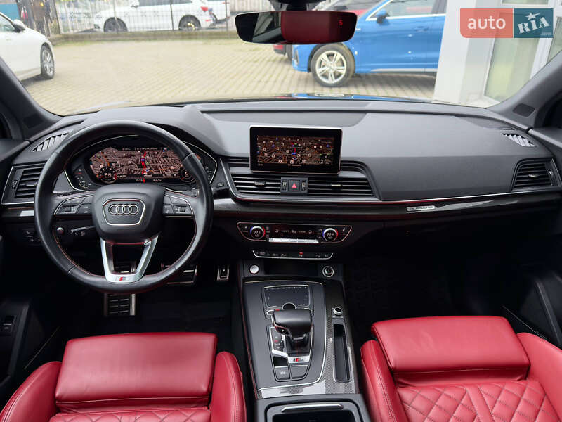 Внедорожник / Кроссовер Audi SQ5 2017 в Измаиле