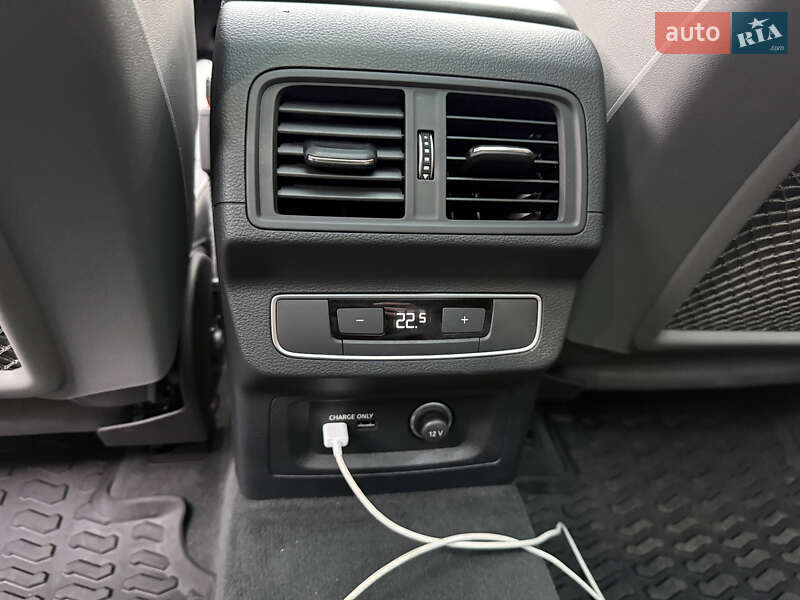 Внедорожник / Кроссовер Audi SQ5 2022 в Нововолынске фото 16 Внедорожник / Кроссовер Audi SQ5 2022 в Нововолынске