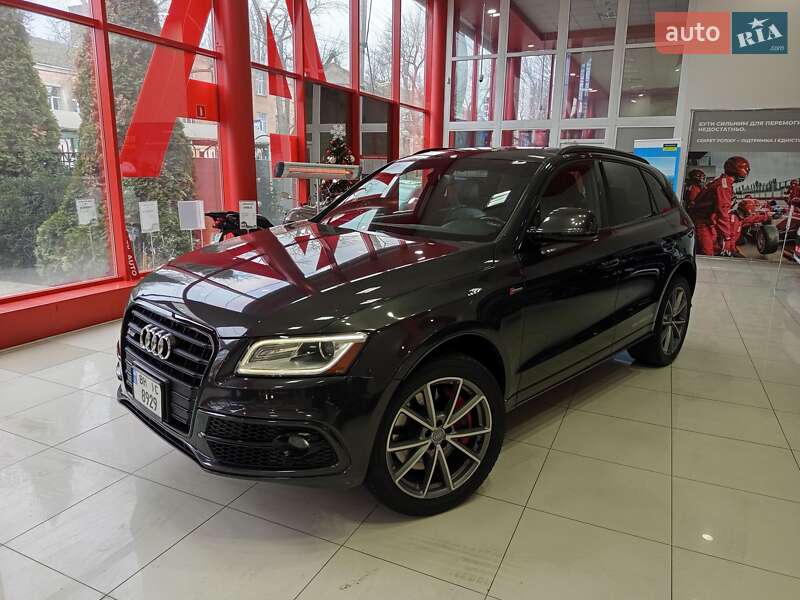 Audi SQ5 2015 Audi SQ5 2015