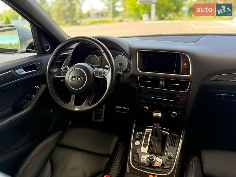 Внедорожник / Кроссовер Audi SQ5 2015 в Киеве фото 18 Внедорожник / Кроссовер Audi SQ5 2015 в Киеве