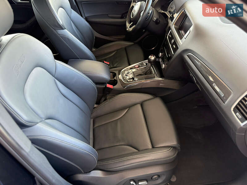 Внедорожник / Кроссовер Audi SQ5 2015 в Киеве фото 19 Внедорожник / Кроссовер Audi SQ5 2015 в Киеве