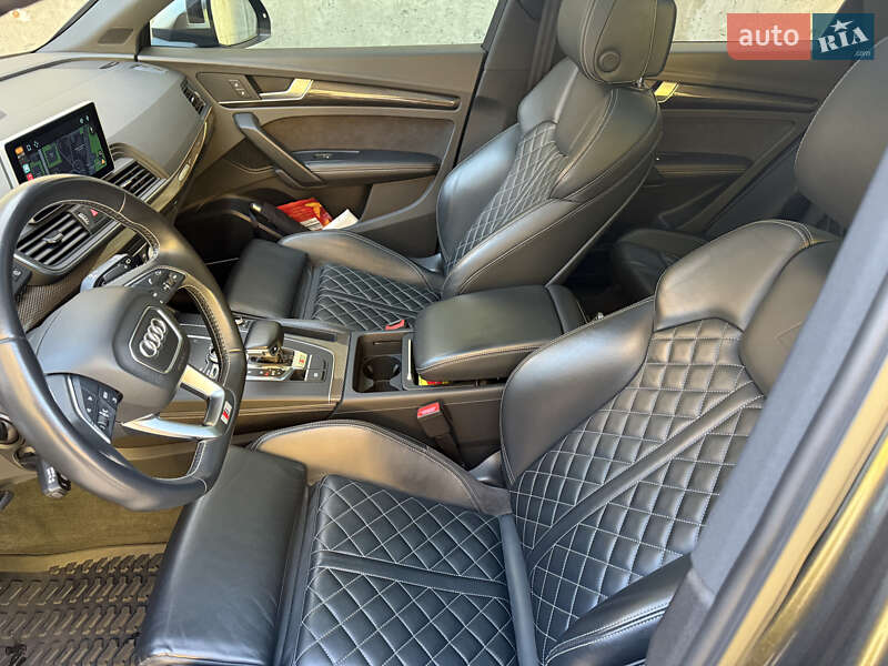 Позашляховик / Кросовер Audi SQ5 2017 в Києві фото 24 Позашляховик / Кросовер Audi SQ5 2017 в Києві
