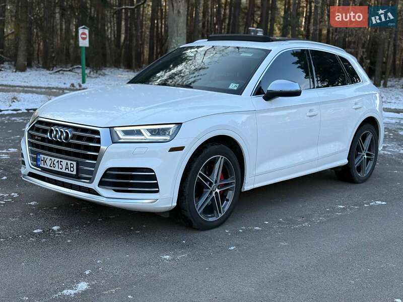 Внедорожник / Кроссовер Audi SQ5 2019 в Ровно