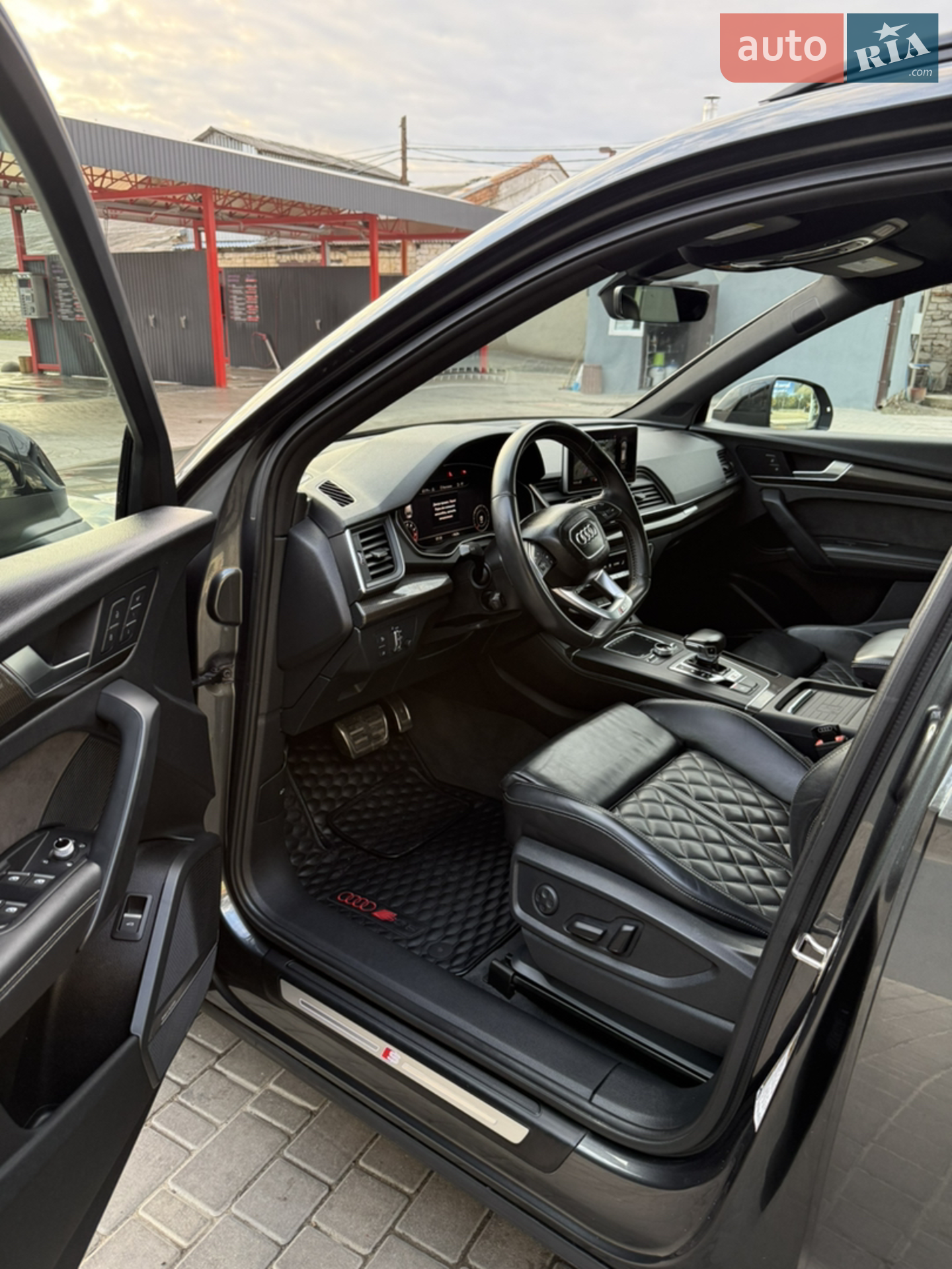 2020 Audi SQ5 - мініатюра 11