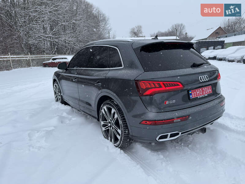 Внедорожник / Кроссовер Audi SQ5 2018 в Луцке