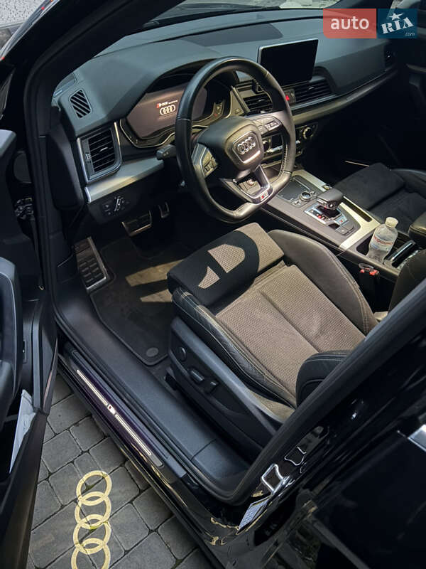 Внедорожник / Кроссовер Audi SQ5 2018 в Одессе