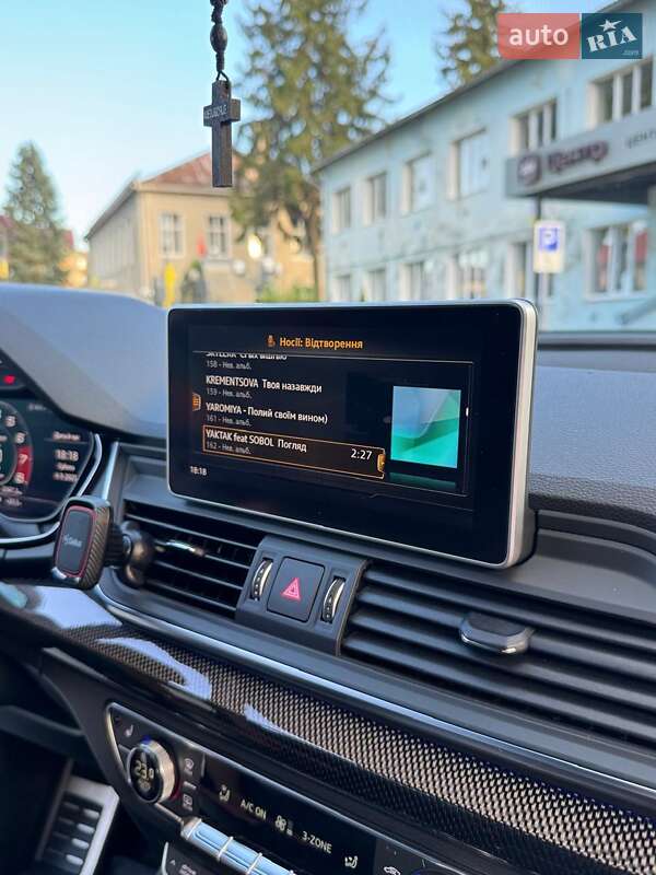 Позашляховик / Кросовер Audi SQ5 2018 в Городенці