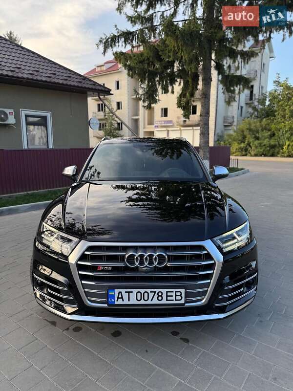 Позашляховик / Кросовер Audi SQ5 2018 в Городенці
