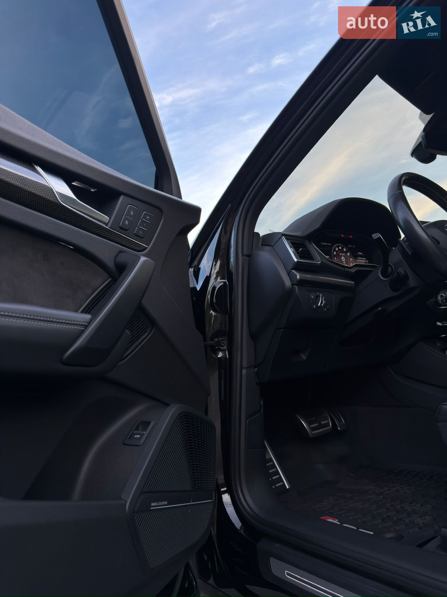 2017 Audi SQ5 - мініатюра 2