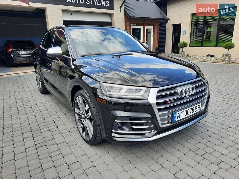 Позашляховик / Кросовер Audi SQ5 2018 в Городенці