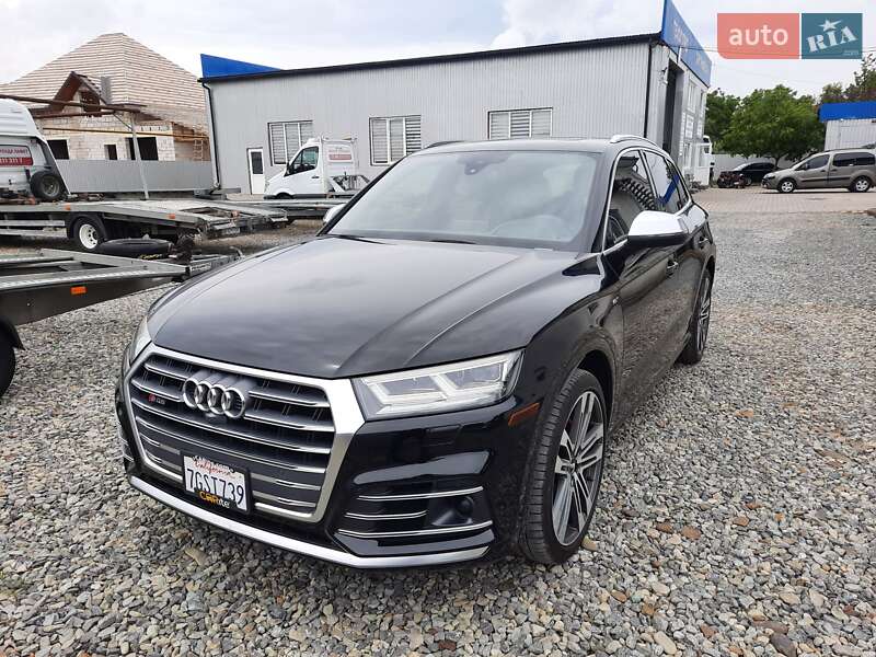 Позашляховик / Кросовер Audi SQ5 2018 в Городенці