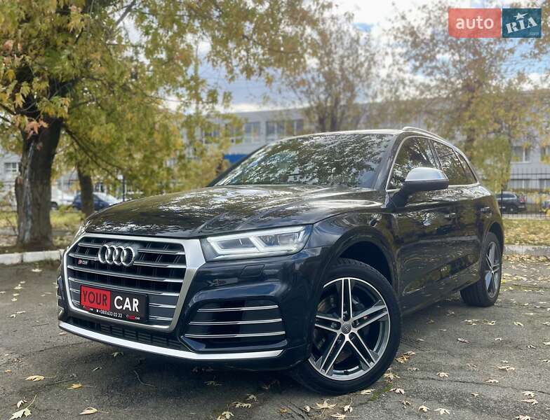 Внедорожник / Кроссовер Audi SQ5 2019 в Киеве