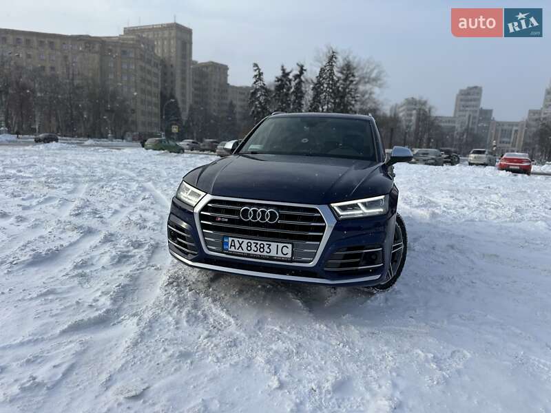 Внедорожник / Кроссовер Audi SQ5 2018 в Киеве