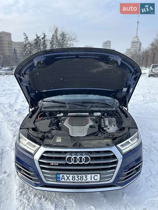 Внедорожник / Кроссовер Audi SQ5 2018 в Киеве