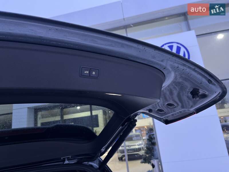 Внедорожник / Кроссовер Audi SQ5 2018 в Житомире