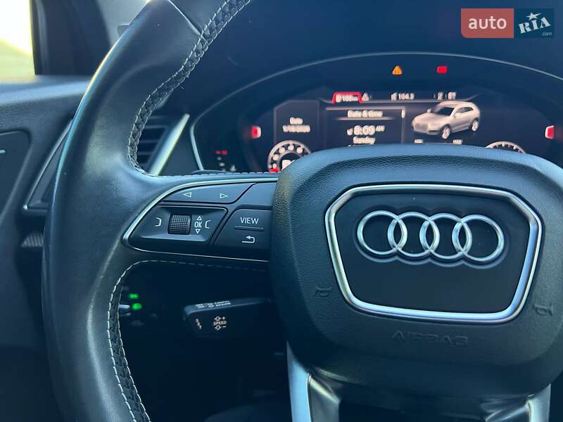 Позашляховик / Кросовер Audi SQ5 2018 в Івано-Франківську