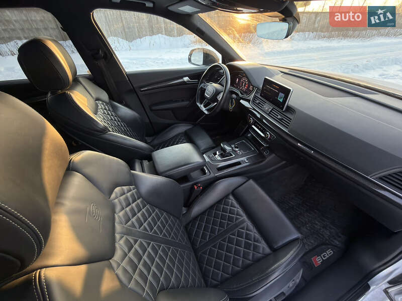 Внедорожник / Кроссовер Audi SQ5 2018 в Долине