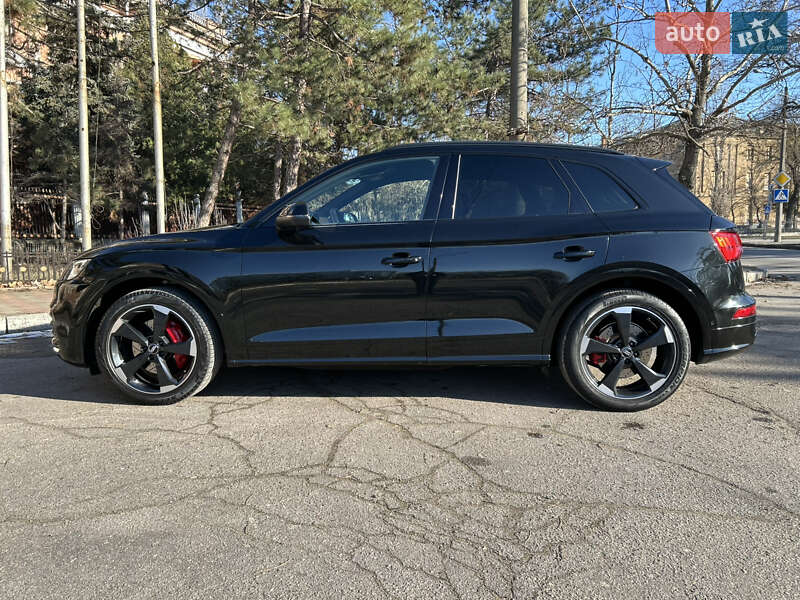 Внедорожник / Кроссовер Audi SQ5 2019 в Николаеве
