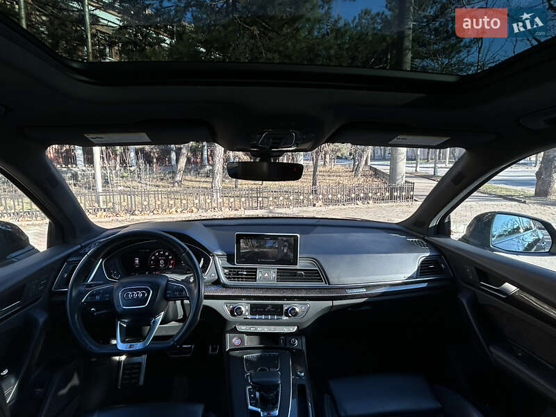Внедорожник / Кроссовер Audi SQ5 2019 в Николаеве