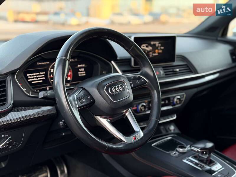 Внедорожник / Кроссовер Audi SQ5 2018 в Кривом Роге