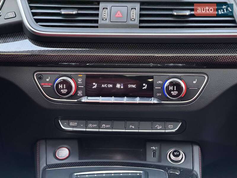 Внедорожник / Кроссовер Audi SQ5 2018 в Кривом Роге