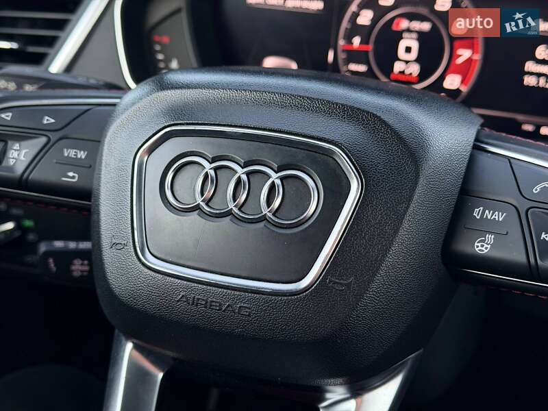 Внедорожник / Кроссовер Audi SQ5 2018 в Кривом Роге