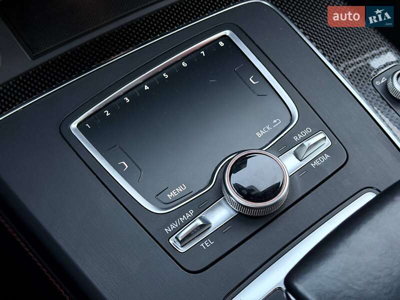 Внедорожник / Кроссовер Audi SQ5 2018 в Кривом Роге