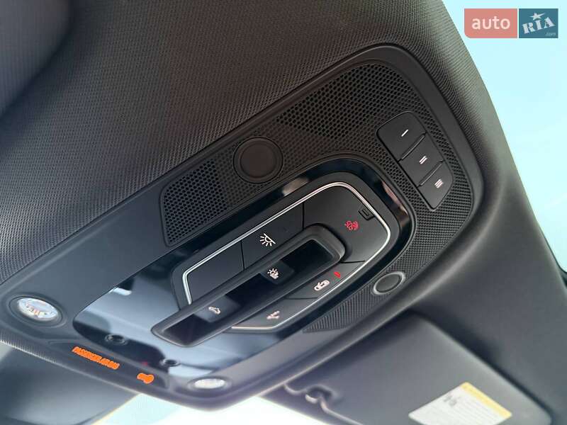 Внедорожник / Кроссовер Audi SQ5 2018 в Кривом Роге