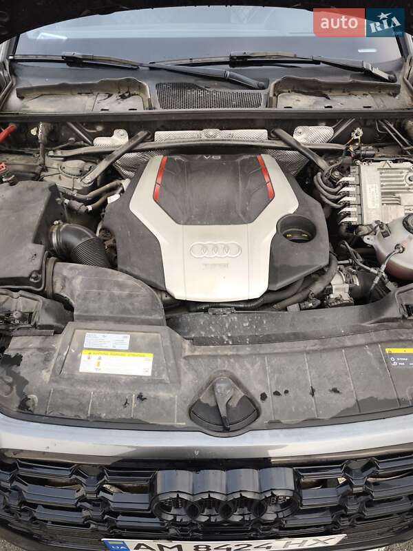 Внедорожник / Кроссовер Audi SQ5 2018 в Киеве