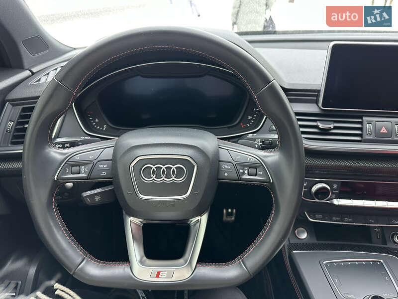 Позашляховик / Кросовер Audi SQ5 2018 в Дніпрі