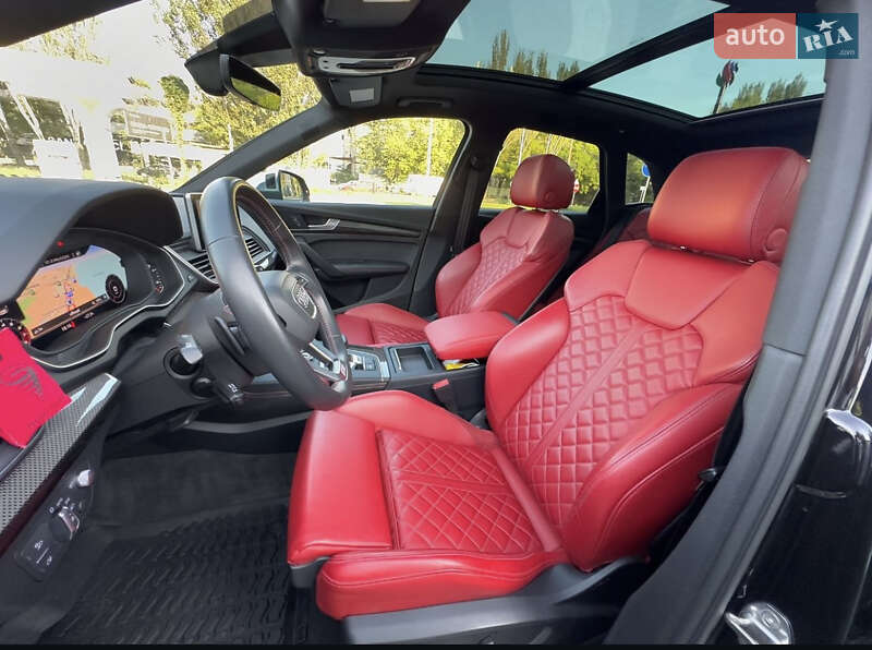 Внедорожник / Кроссовер Audi SQ5 2018 в Одессе