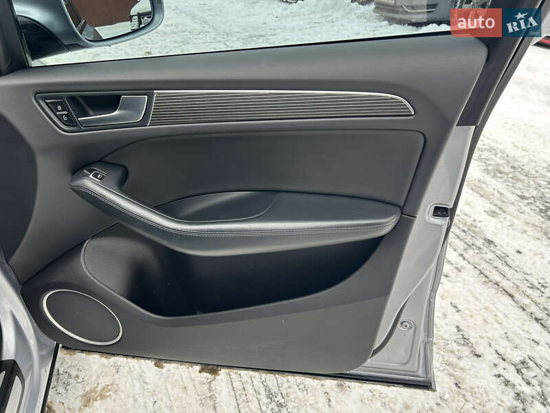 Позашляховик / Кросовер Audi SQ5 2016 в Києві