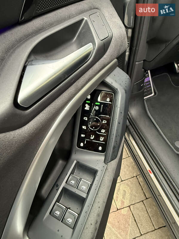 Позашляховик / Кросовер Audi SQ5 2025 в Ужгороді