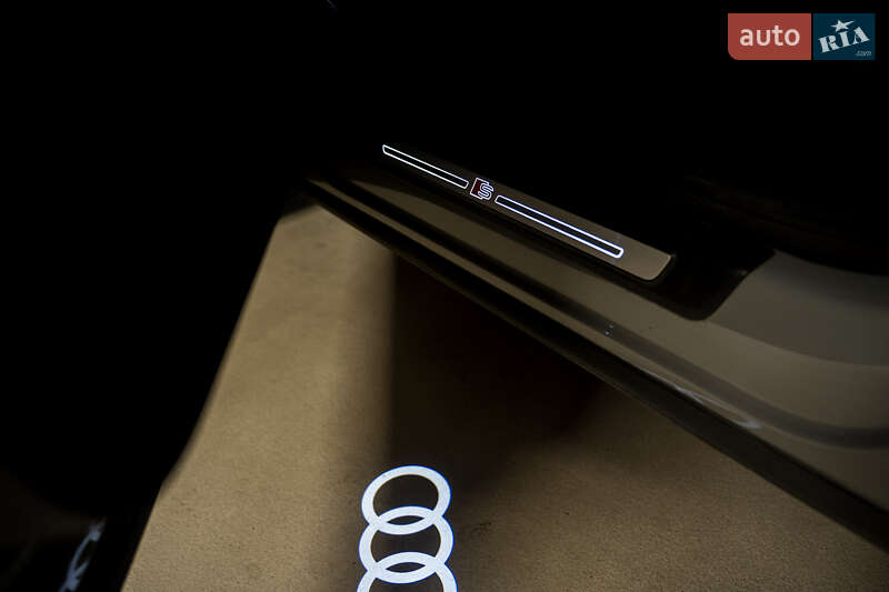 Позашляховик / Кросовер Audi SQ5 2019 в Полтаві фото 16 Позашляховик / Кросовер Audi SQ5 2019 в Полтаві