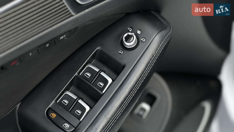 Внедорожник / Кроссовер Audi SQ5 2016 в Киеве фото 42 Внедорожник / Кроссовер Audi SQ5 2016 в Киеве