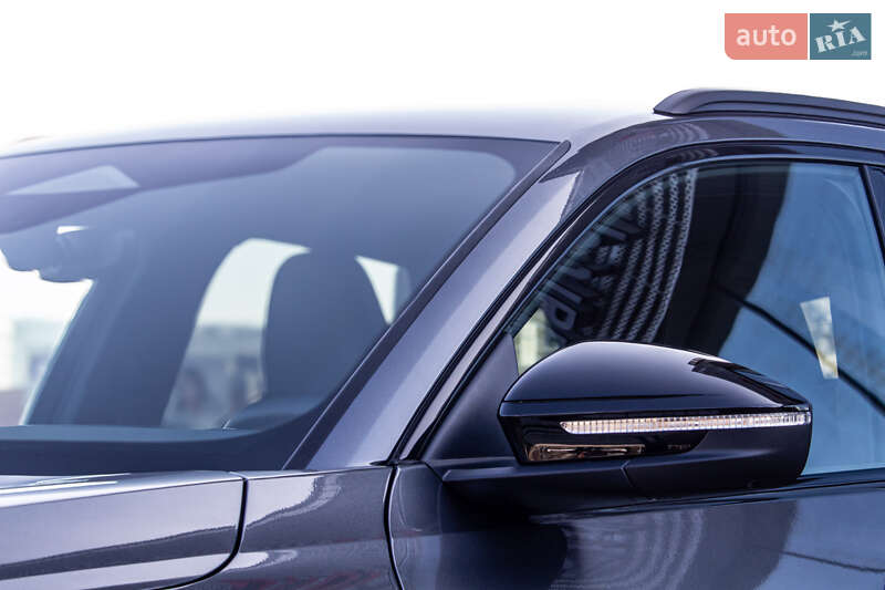 Внедорожник / Кроссовер Audi SQ5 2025 в Львове