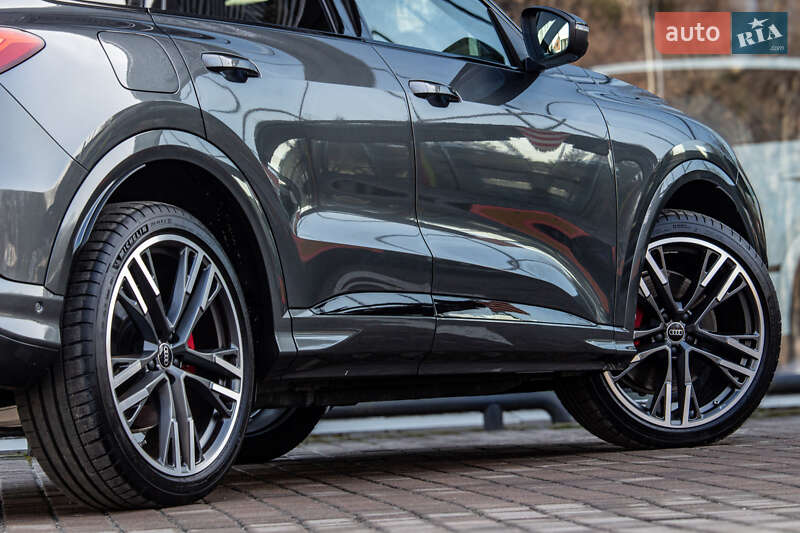 Внедорожник / Кроссовер Audi SQ5 2025 в Львове