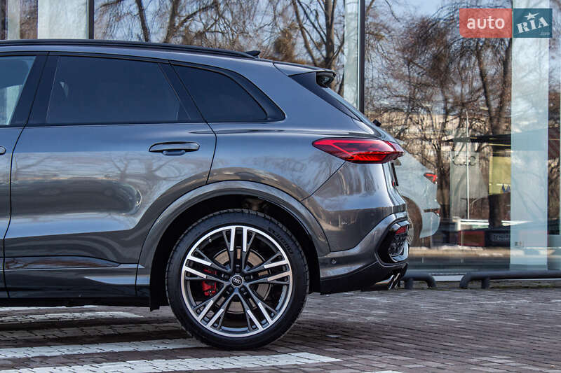 Внедорожник / Кроссовер Audi SQ5 2025 в Львове