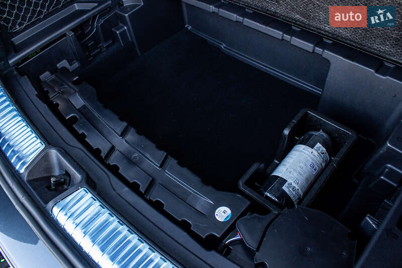 Внедорожник / Кроссовер Audi SQ5 2025 в Львове