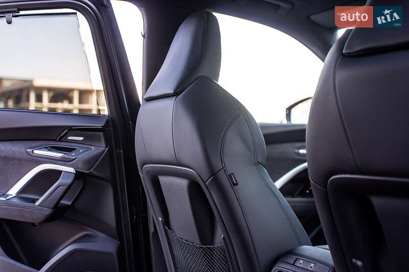Внедорожник / Кроссовер Audi SQ5 2025 в Львове