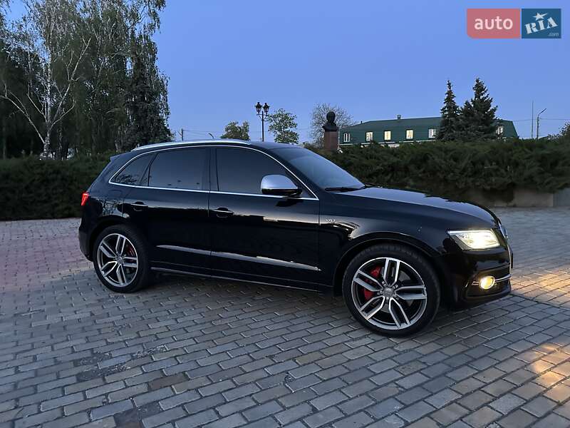 Внедорожник / Кроссовер Audi SQ5 2014 в Белой Церкви