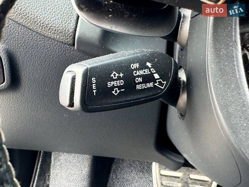 Внедорожник / Кроссовер Audi SQ5 2015 в Киеве