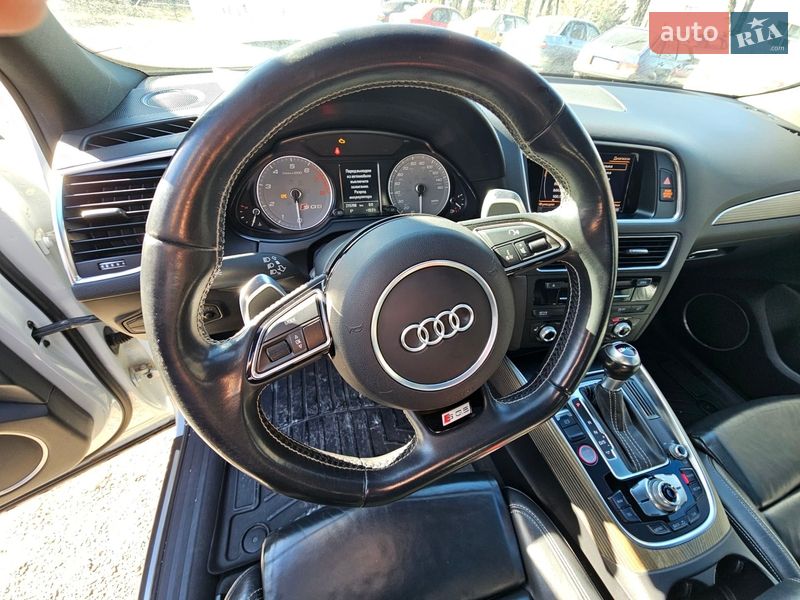 Внедорожник / Кроссовер Audi SQ5 2014 в Каменском