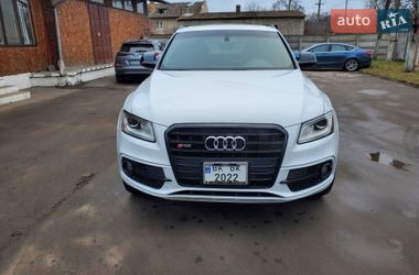 Внедорожник / Кроссовер Audi SQ5 2016 в Ровно