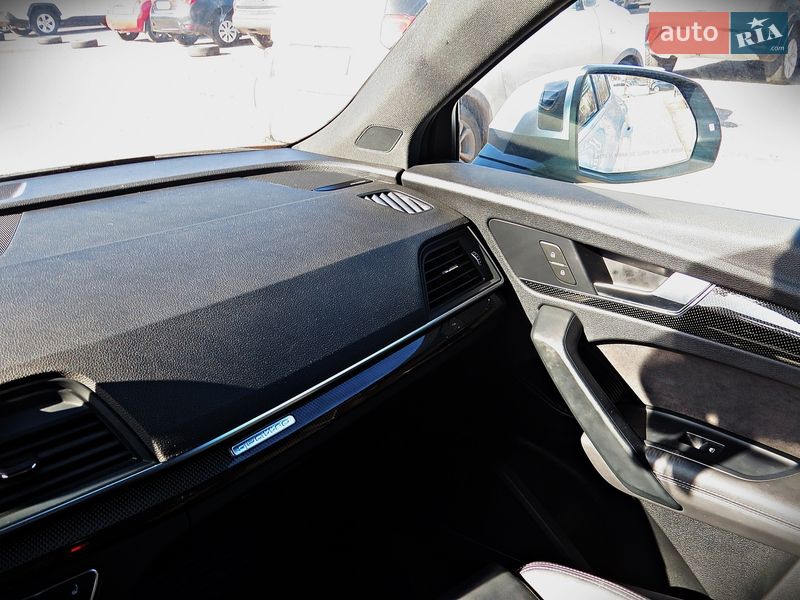 Внедорожник / Кроссовер Audi SQ5 2018 в Черкассах